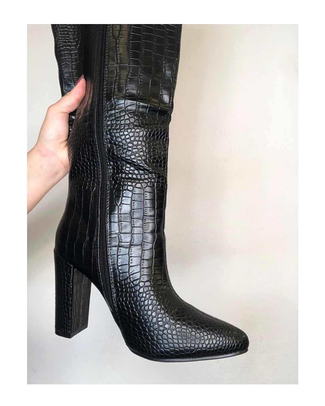 *MUST HAVE* Coconut Boot: 38!