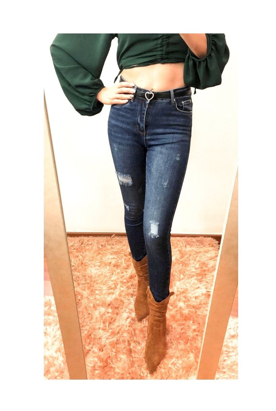 Dark skinny jeans with belt: M!