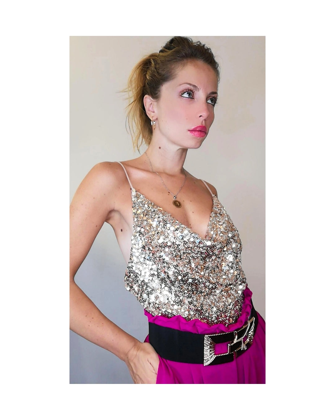 Sequined under jacket, GOLD!