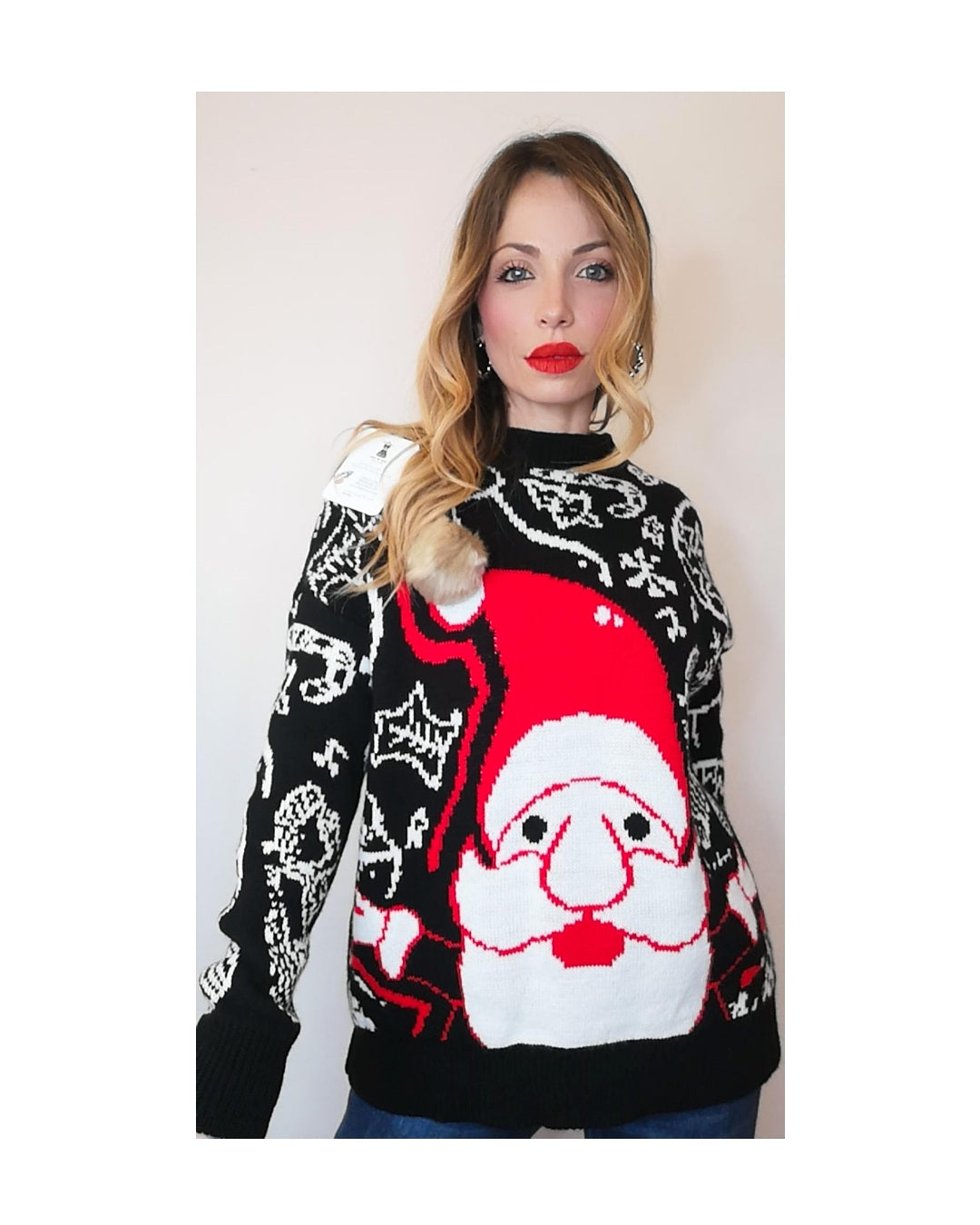 Santa Claus sweater: RED or BLACK!