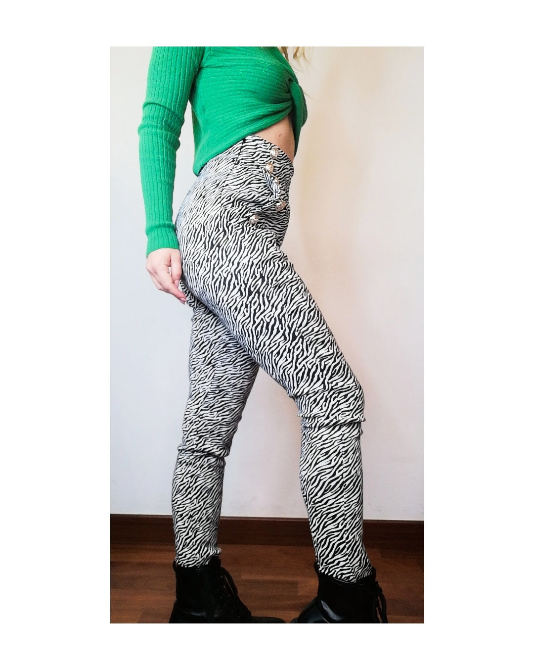 Trousers with buttons, ZEBRA: S!