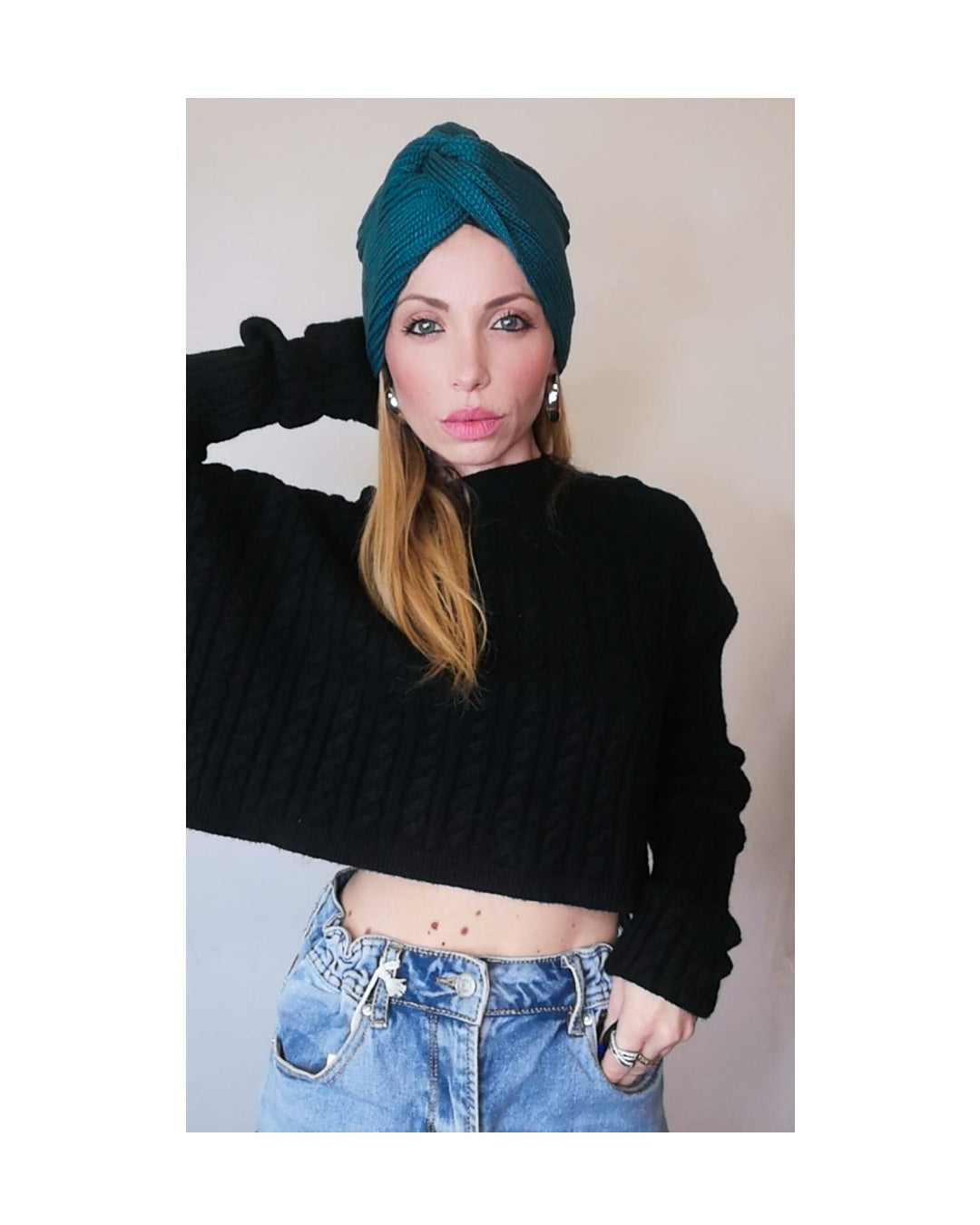 BOB-like sweater, BLACK braids!