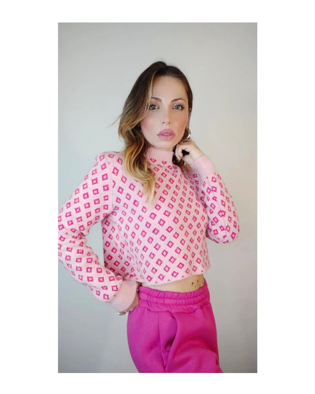 70s style patterned crop sweater: PINK!