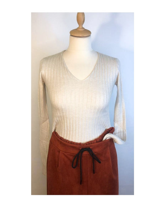 V-neck sweater 55% viscose, IVORY!