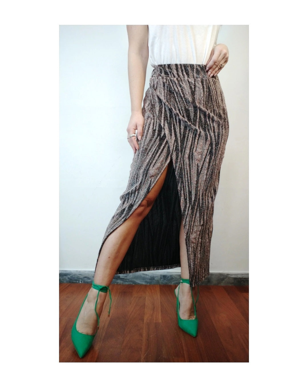 Pink lurex midi skirt!