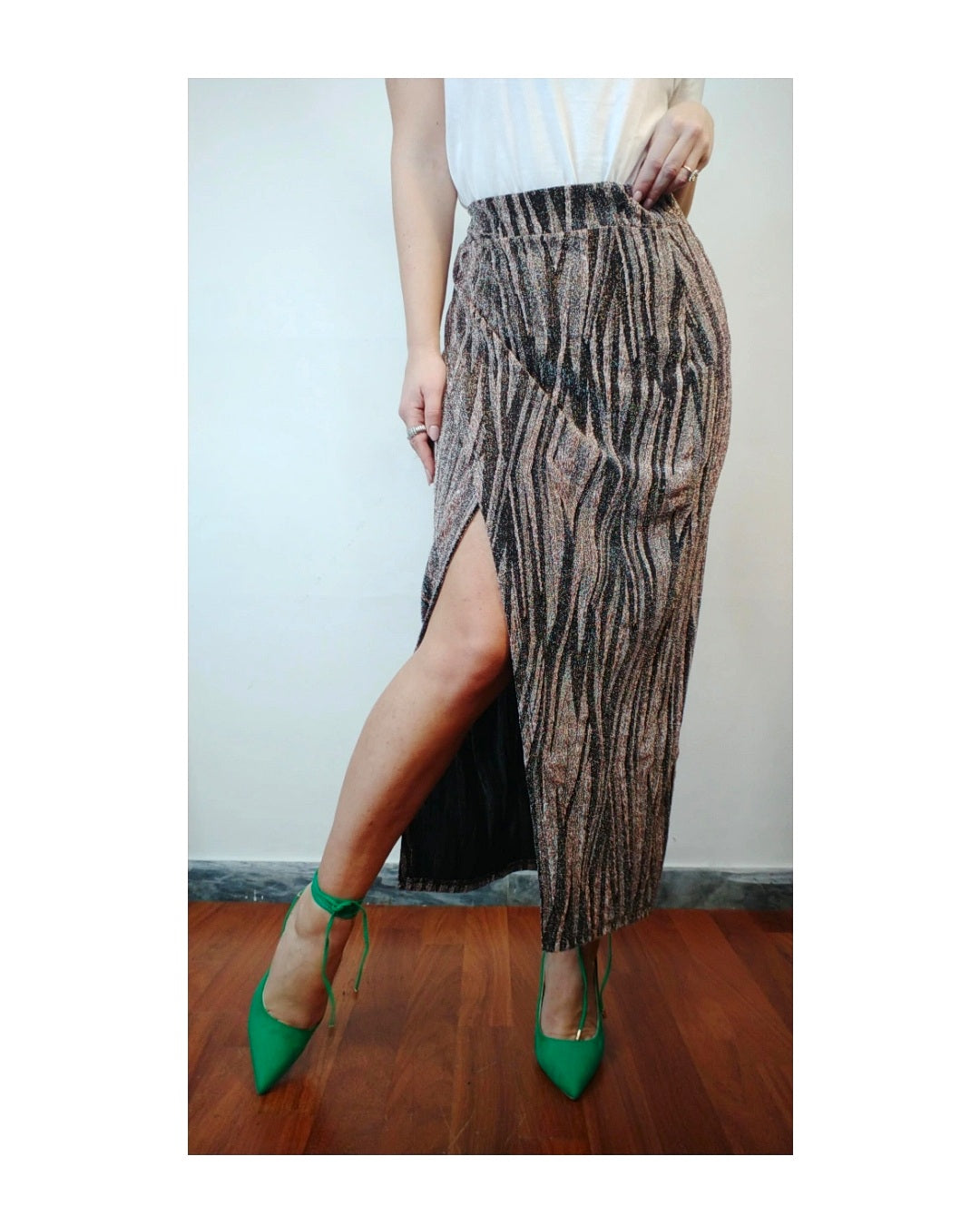 Pink lurex midi skirt!