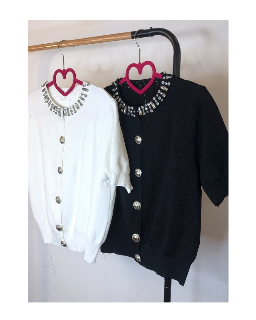 Cardigan smanicato 80% viscosa girocollo strass!