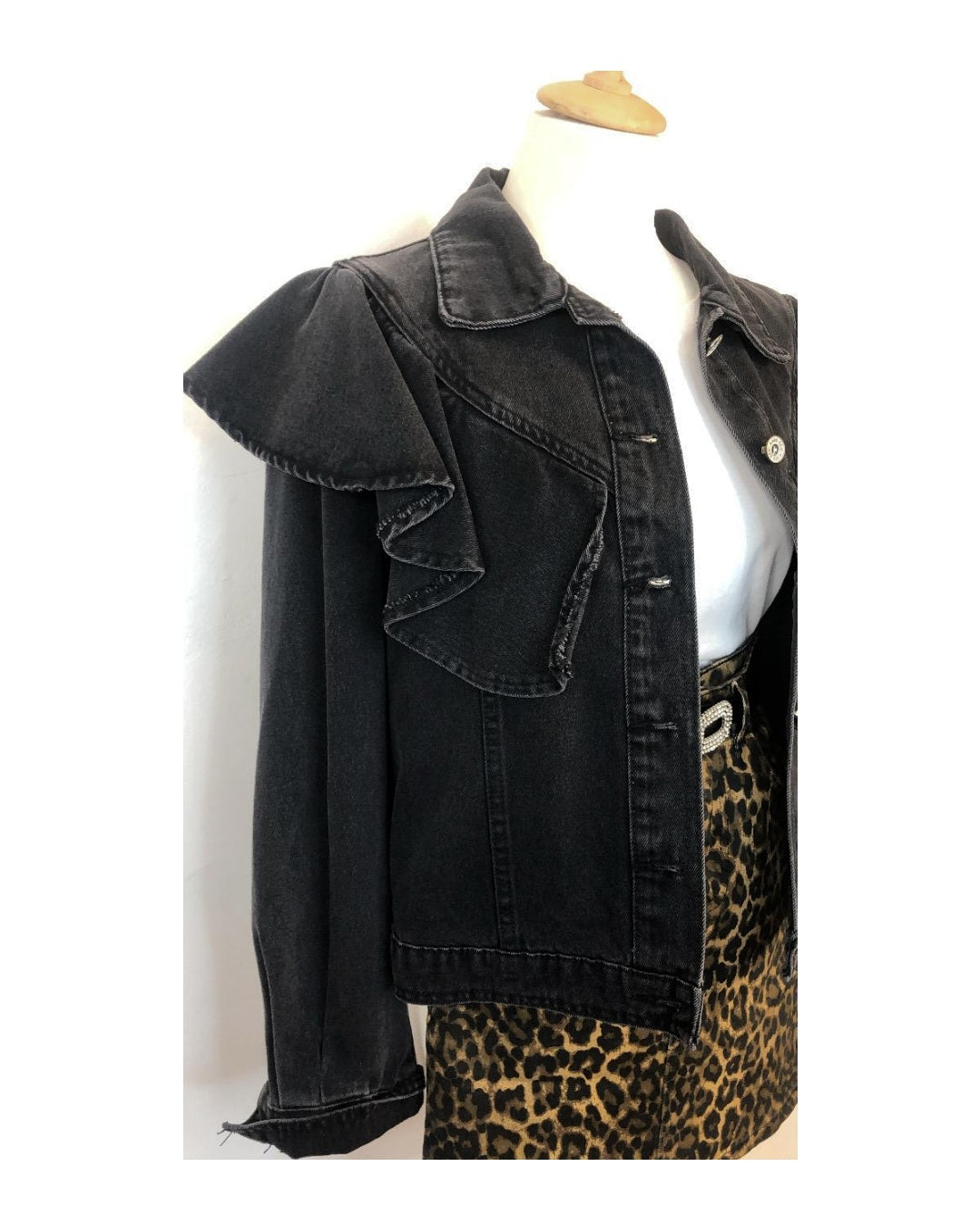 Maxi Voilant Jeans Jacket!