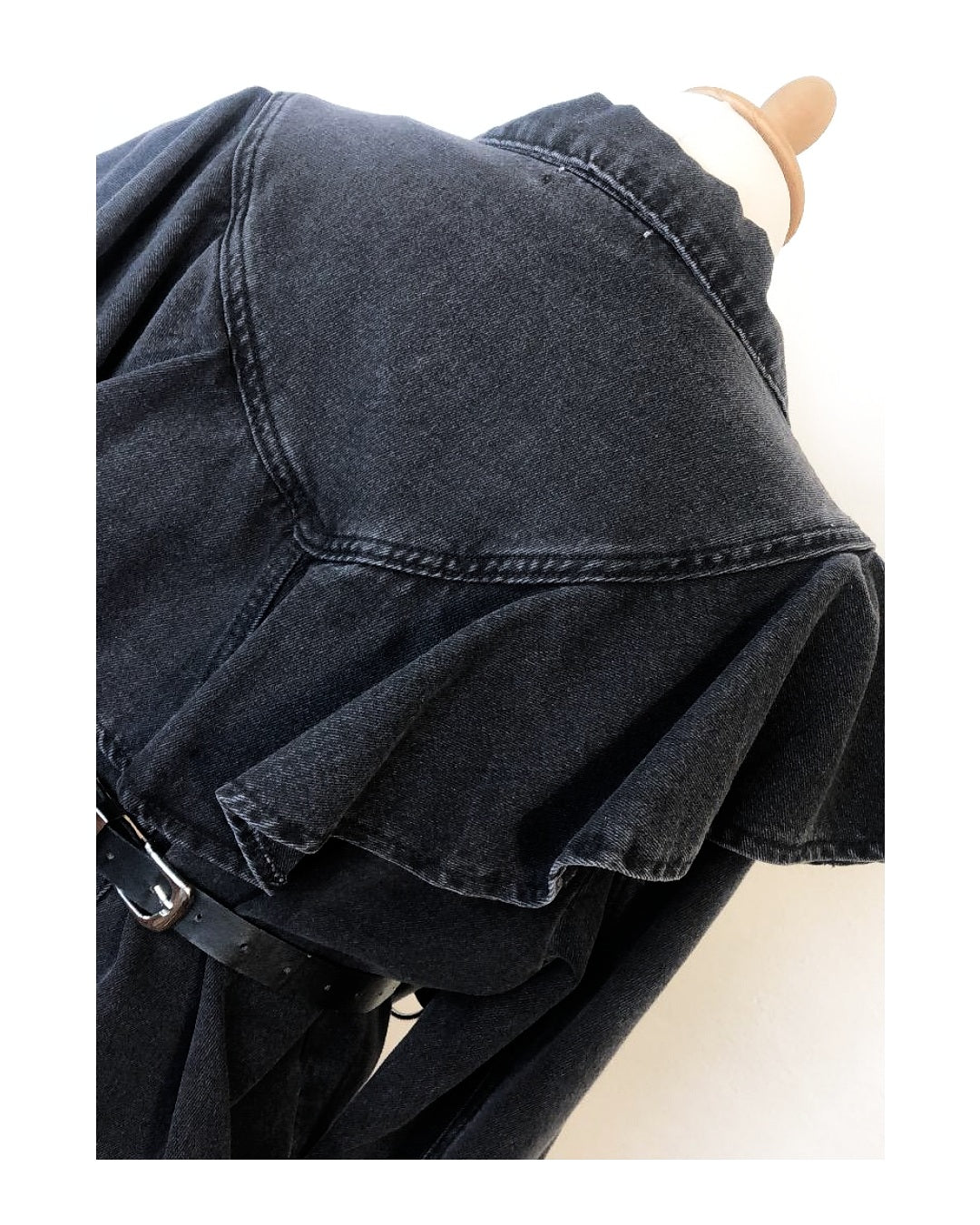 Maxi Voilant Jeans Jacket!