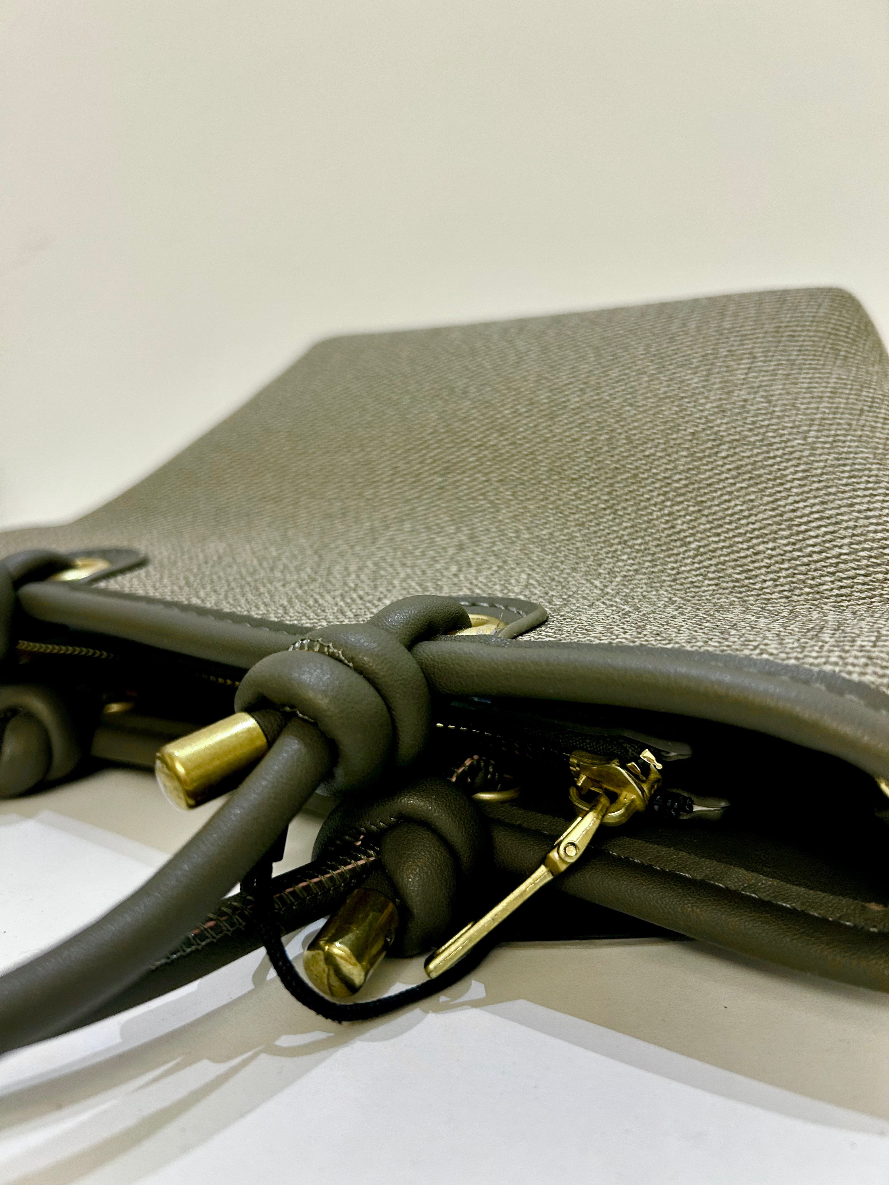 Borsa mini con manici e tracolla!