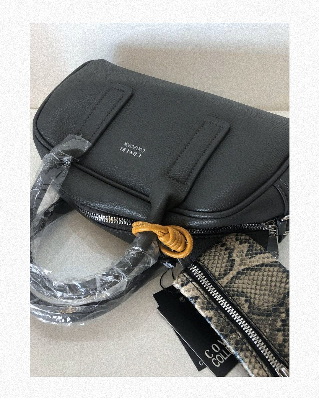 Borsa ecopelle mezzaluna con tracolla Coveri Collection!