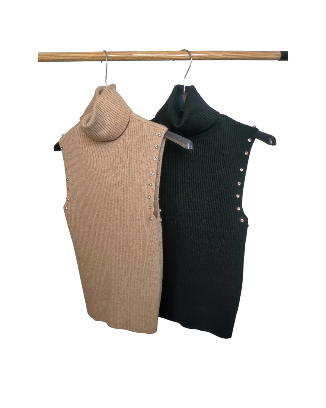 Maglione dolcevita smanicato 45% viscosa!