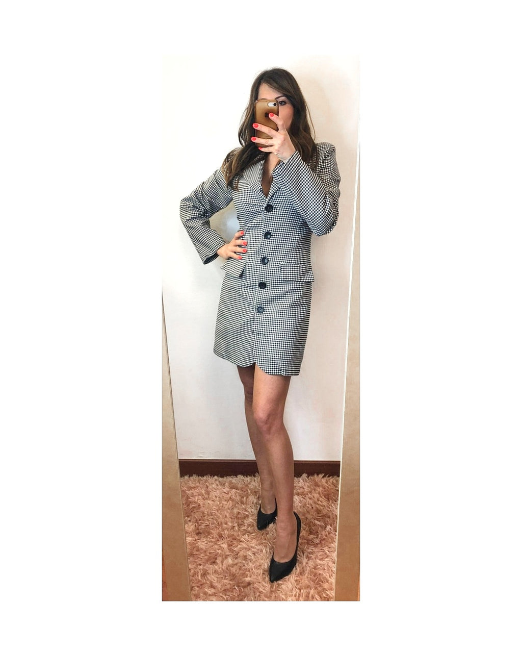 Cross dress and buttons!