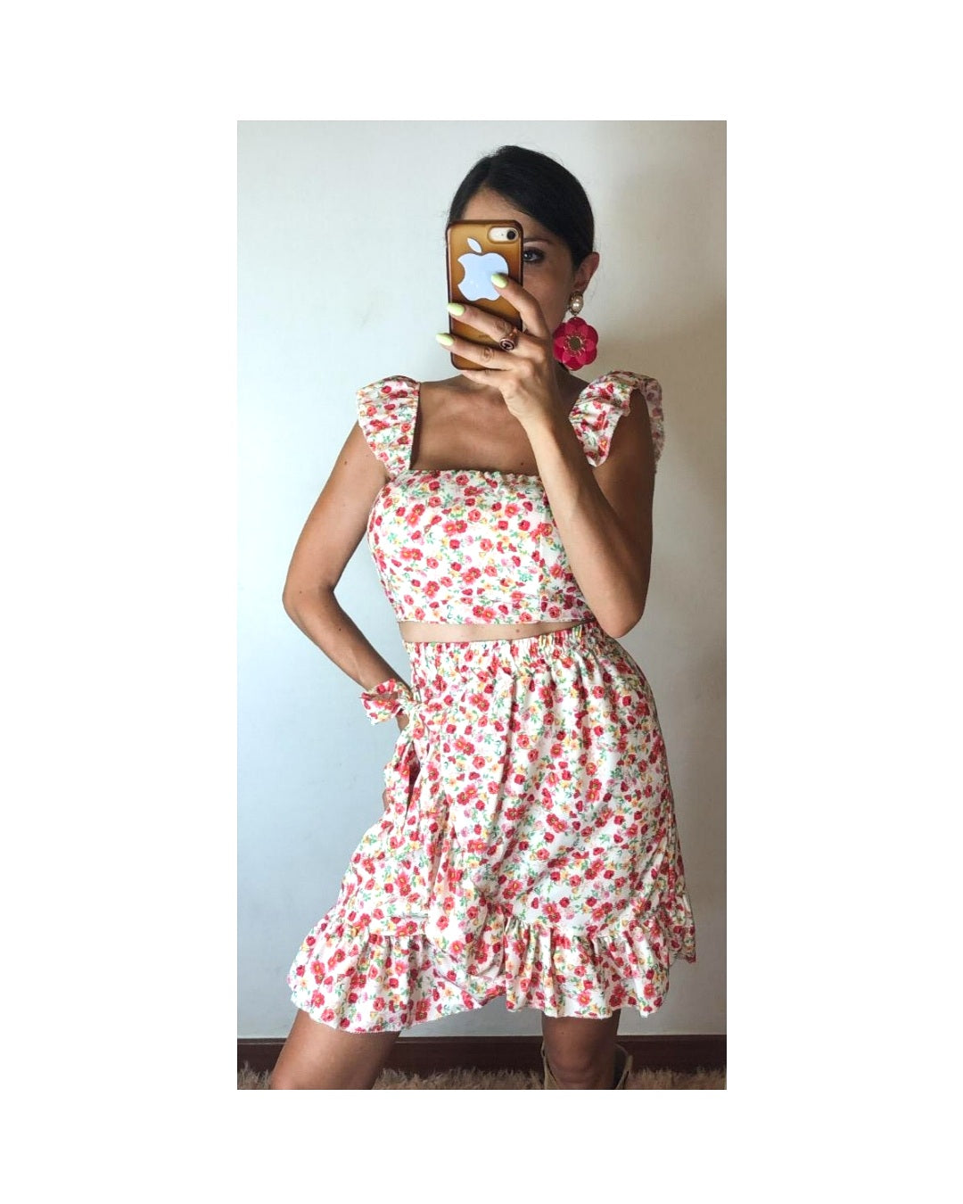 Coor Set flowers: WHITE or BLACK!