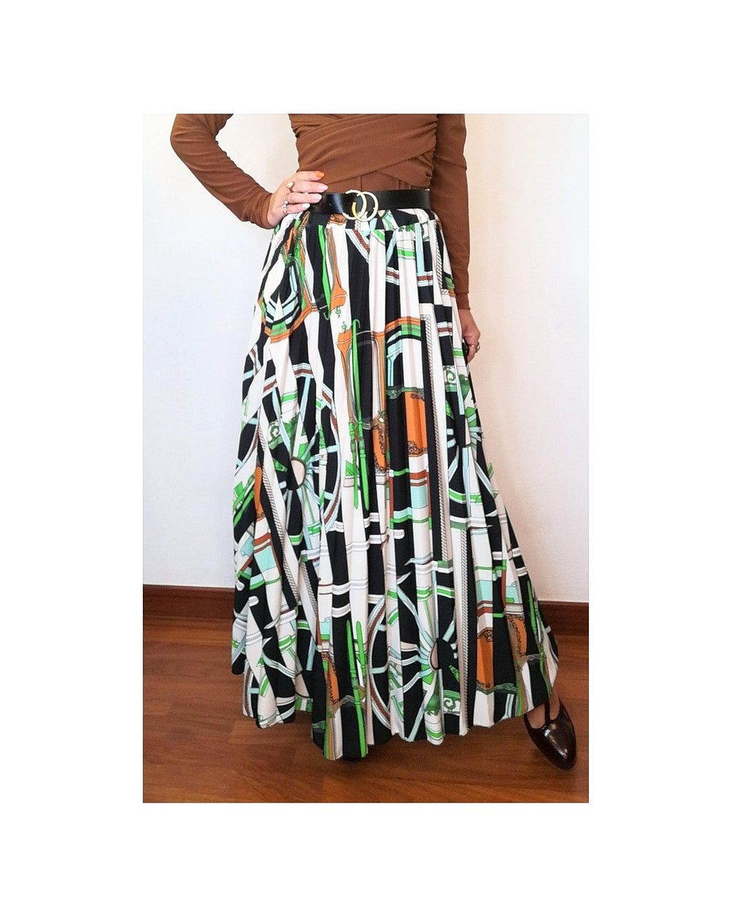 Chain pleated skirt: BLACK!