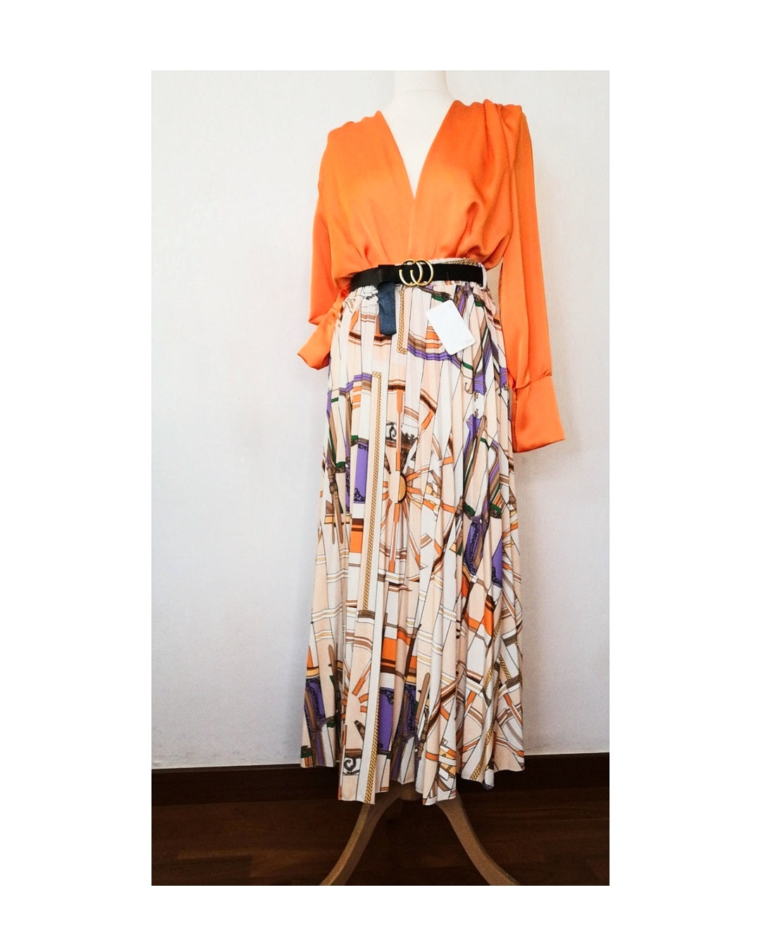 Chain pleated skirt: BLACK!