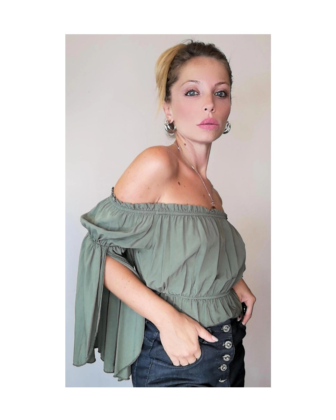 Top scollo a barchetta, VERDE MILITARE!