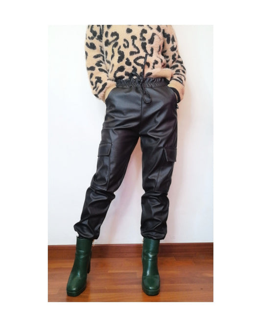 Faux leather combat trousers, BLACK!