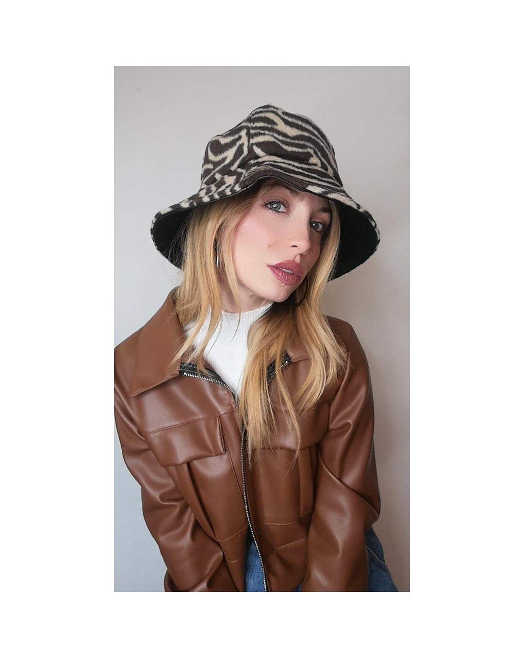 Cappello pescatore, zebr