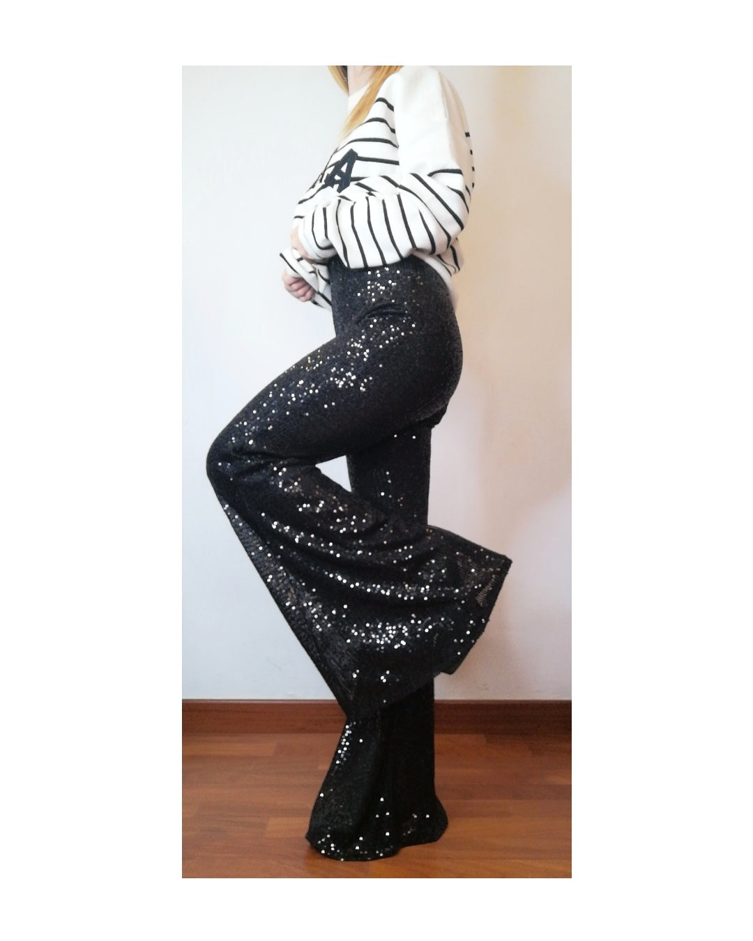 Pantalone a zampa full paillettes, NERO!