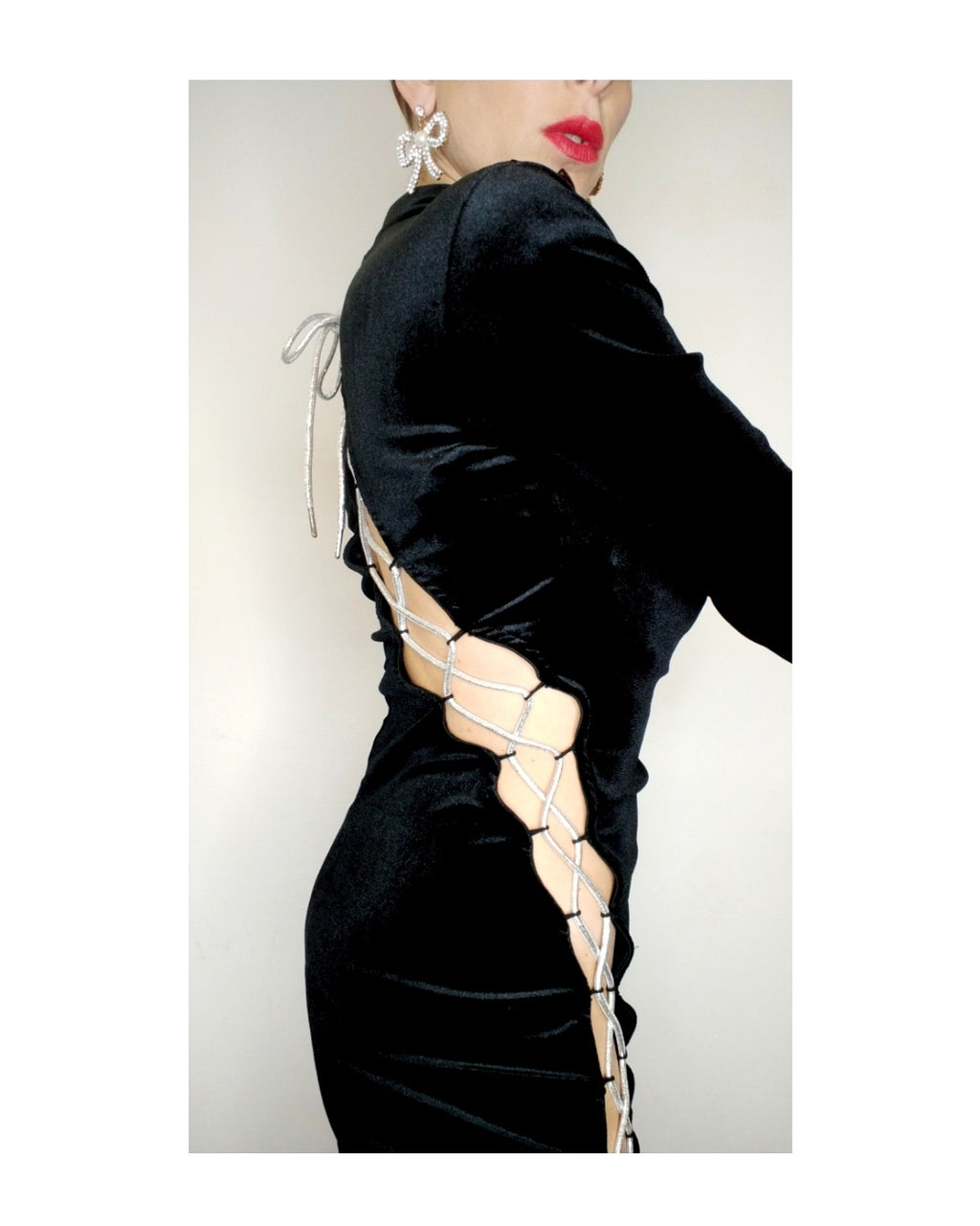 Nude woven velvet sheath dress!